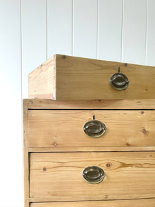 An Early 19th Century English Chest of Drawers