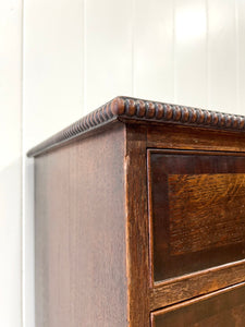 An English Georgian Oak Chest of Drawers c1800