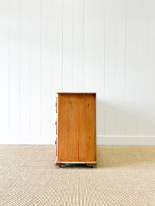 An Antique English Pine Chest of Drawers/Dresser c1890