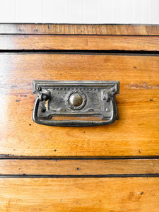 An Early 19th Century English Chest of Drawers