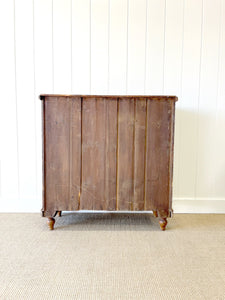 A 19th Century English Chest of Drawers/Dresser