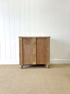 A 19th Century English Chest of Drawers or Dresser