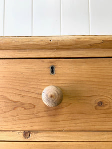 An Antique English Pine Chest of Drawers Dresser Tulip Feet c1890