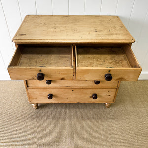 A 19th Century English Pine Chest of Drawers/Dresser with Tulip Feet