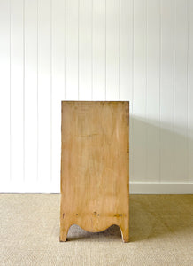 An Early 19th Century English Chest of Drawers