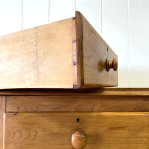 A Good 19th Century English Pine Chest of Drawers/Dresser with Tulip Feet