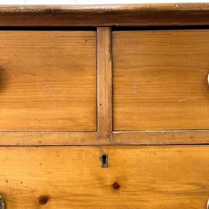 An Antique Rustic English Pine Chest of Drawers Dresser Tulip Feet c1890