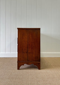 Antique English Early 19th Century Oak Chest of Drawers c1810 with Brushing Slide