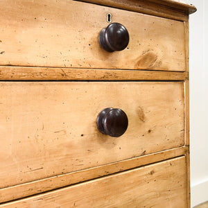 A 19th Century English Pine Chest of Drawers/Dresser with Tulip Feet