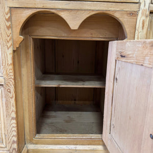 An English Country 7 Drawer Pine Buffet or Sideboard