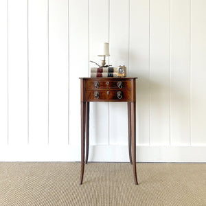 A Very Good English Regency Mahogany Side Table or Nightstand c1810