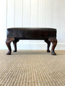 A Delightful English Dressing Stool