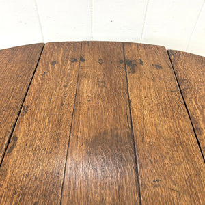 An Antique English Country Barley Twist Oak Drop Leaf Gate Leg Table