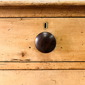 A 19th Century English Pine Chest of Drawers/Dresser with Tulip Feet