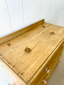 An Antique English Pine Chest of Drawers Dresser Tulip Feet c1890