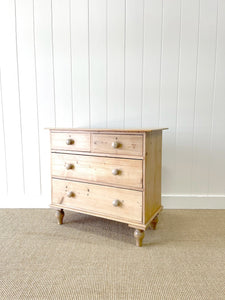 An Antique English Pine Chest of Drawers Dresser Tulip Feet c1890