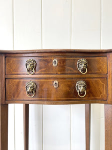 A Very Good English Regency Mahogany Side Table or Nightstand c1810