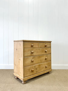 A 19th Century English Chest of Drawers or Dresser