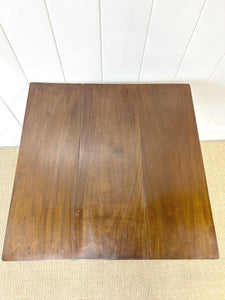 An Antique Regency Mahogany Spider Leg Table