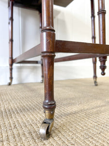 An Antique Regency Mahogany Spider Leg Table