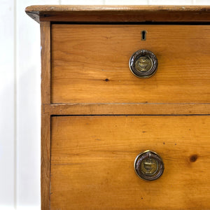 An Antique Rustic English Pine Chest of Drawers Dresser Tulip Feet c1890