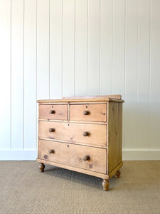 An Antique English Pine Chest of Drawers Dresser Tulip Feet c1890