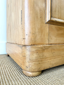 An English 19th Century Pine Cupboard