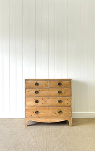 An Early 19th Century English Chest of Drawers