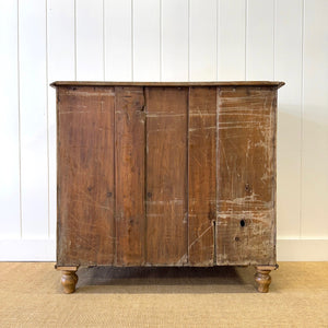 A 19th Century English Pine Chest of Drawers/Dresser with Tulip Feet