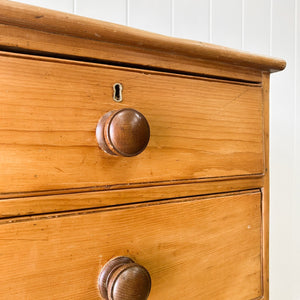 A 19th Century English Pine Chest of Drawers/Dresser with Tulip Feet