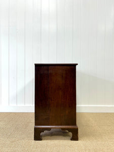 An English Georgian Oak Chest of Drawers c1800