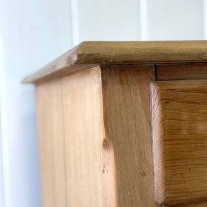 An Antique English Pine Chest of Drawers Dresser Tulip Feet c1890