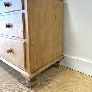 An Antique English Pine Chest of Drawers Dresser Tulip Feet c1890