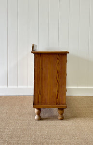 An Antique English Pine Chest of Drawers Dresser with Wooden Knobs c1890