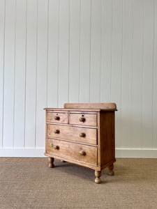 An Antique English Pine Chest of Drawers Dresser with Wooden Knobs c1890