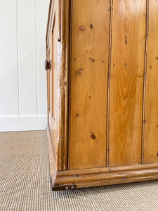 A Handsome English 19thc Pine Cupboard with Wooden Knobs