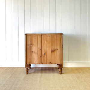 An Antique English Pine Chest of Drawers Dresser Tulip Feet c1890