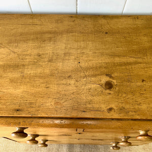 An Antique English Pine Chest of Drawers Dresser Tulip Feet c1890