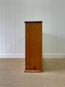 A Handsome English 19thc Pine Cupboard with Wooden Knob