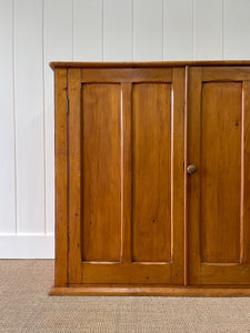 A Handsome English 19thc Pine Cupboard with Wooden Knob