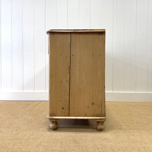 An Antique English Pine Chest of Drawers Dresser Tulip Feet c1890