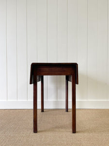 A Georgian English Mahogany Country-Made Pembroke table c1800