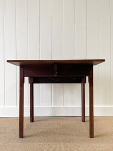 A Georgian English Mahogany Country-Made Pembroke table c1800