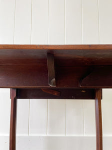 A Georgian English Mahogany Country-Made Pembroke table c1800