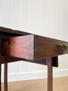 A Georgian English Mahogany Country-Made Pembroke table c1800