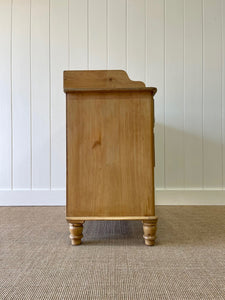 An Antique English Pine Chest of Drawers Dresser with Porcelain Knobs c1890