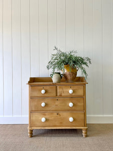 An Antique English Pine Chest of Drawers Dresser with Porcelain Knobs c1890