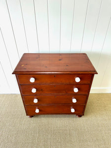 A 19th Century English Chest of Drawers/Dresser