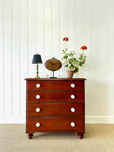 A 19th Century English Chest of Drawers/Dresser