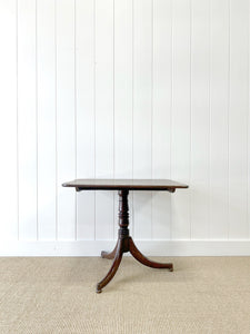 An English Georgian Oak Breakfast Table c1800